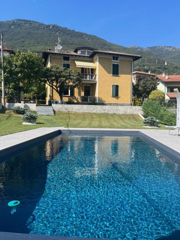 Casa Gialla Gera Lario Exterior photo